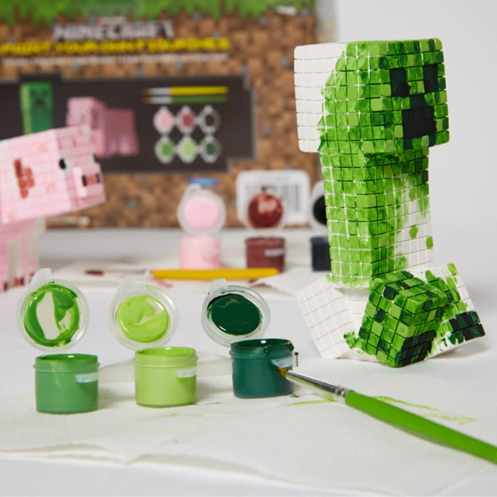 Innovative Designs Minecraft paint brushes enable smooth, even color.