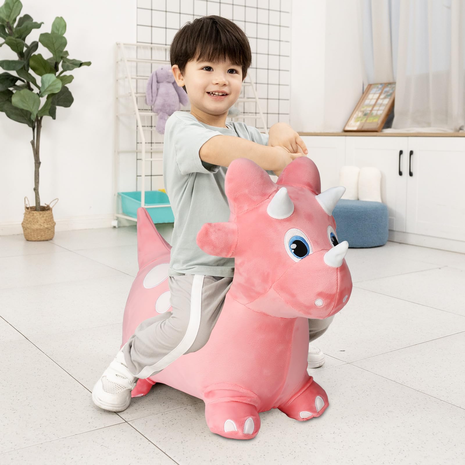 INPANY pink outdoor dino-playtime ideal for 2–4 year olds.