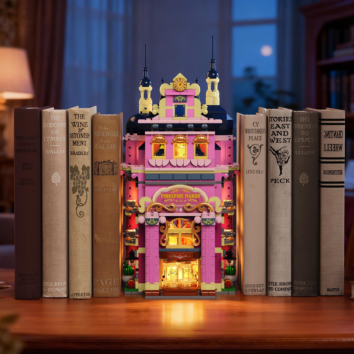 INSOON Pink Estate 3-Style Display demonstrates versatile layout options for display.