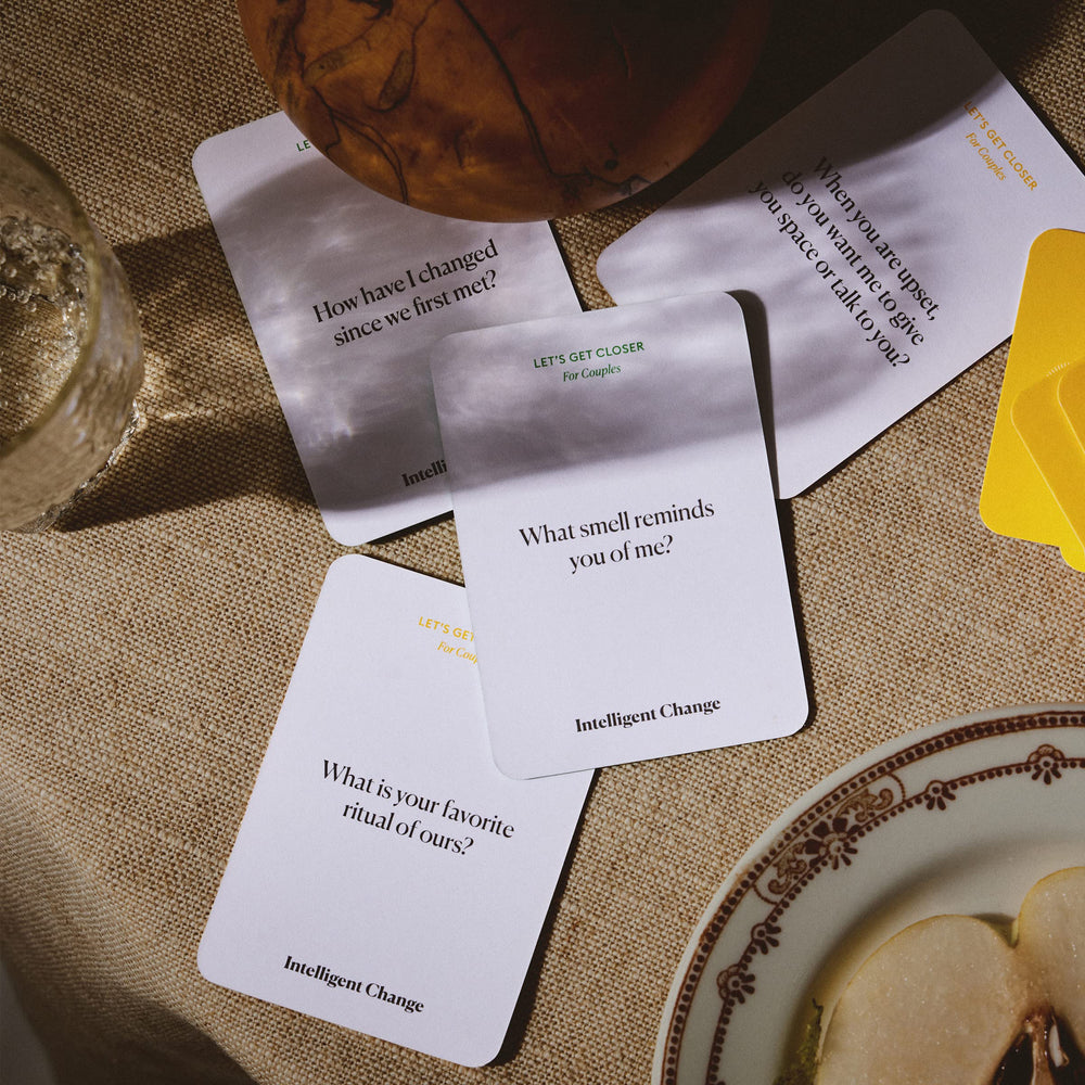 Intelligent Change Get Closer set enhances cozy game-night experiences.