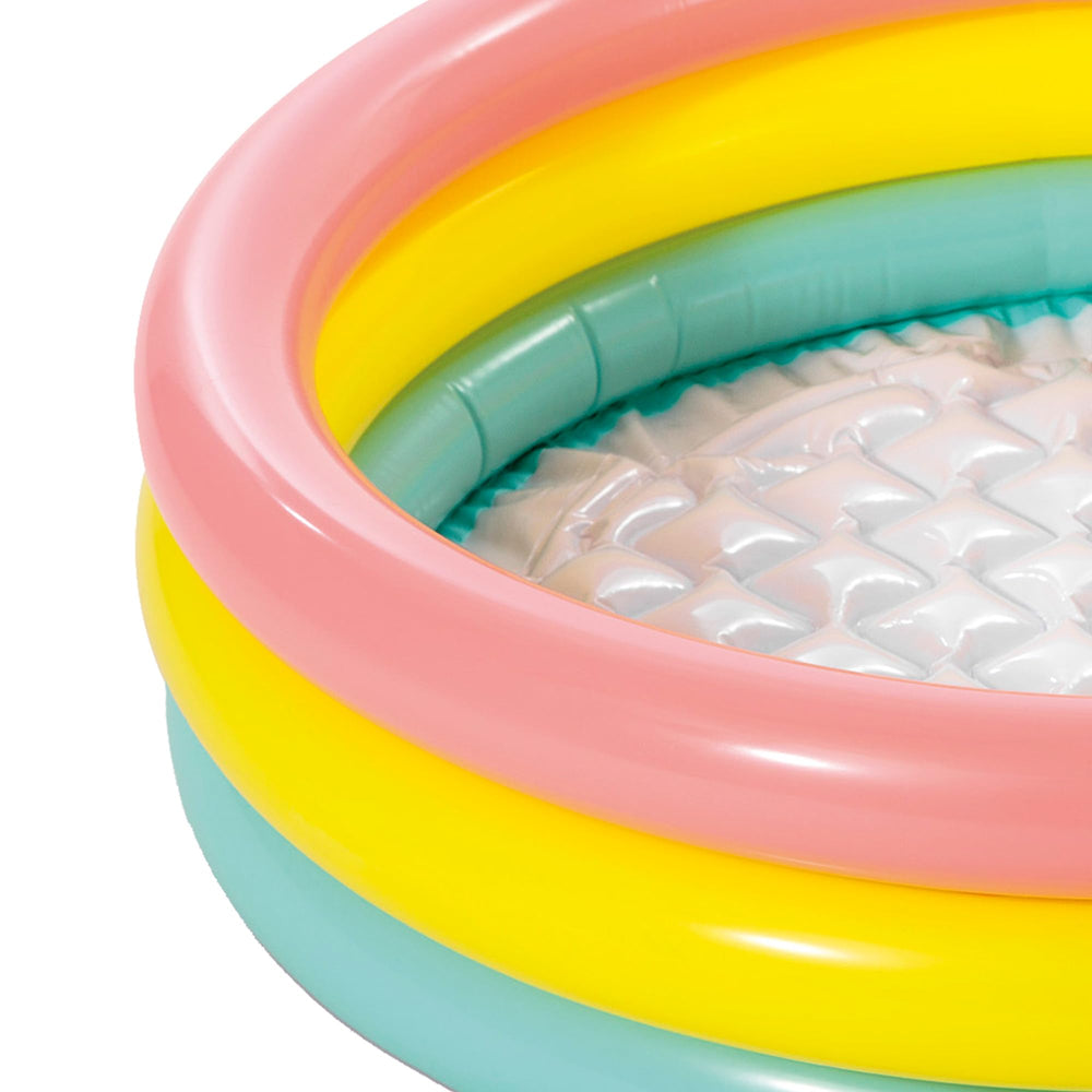 Water-filled 22-gallon capacity supports gentle splashes for toddlers