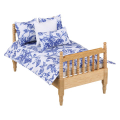 Inusitus dollhouse bedroom decor complements various brands with versatile 1/12 scale styling.