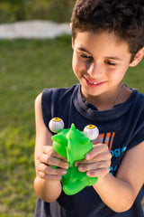 IPIDIPI TOYS Flippy Dragon durable plastic withstands repeated squeezes for long-lasting fun.