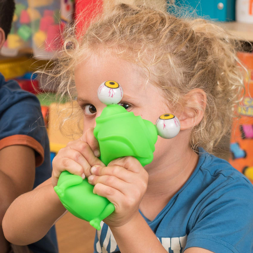 IPIDIPI TOYS Flippy Frog promotes sensory play and focus.