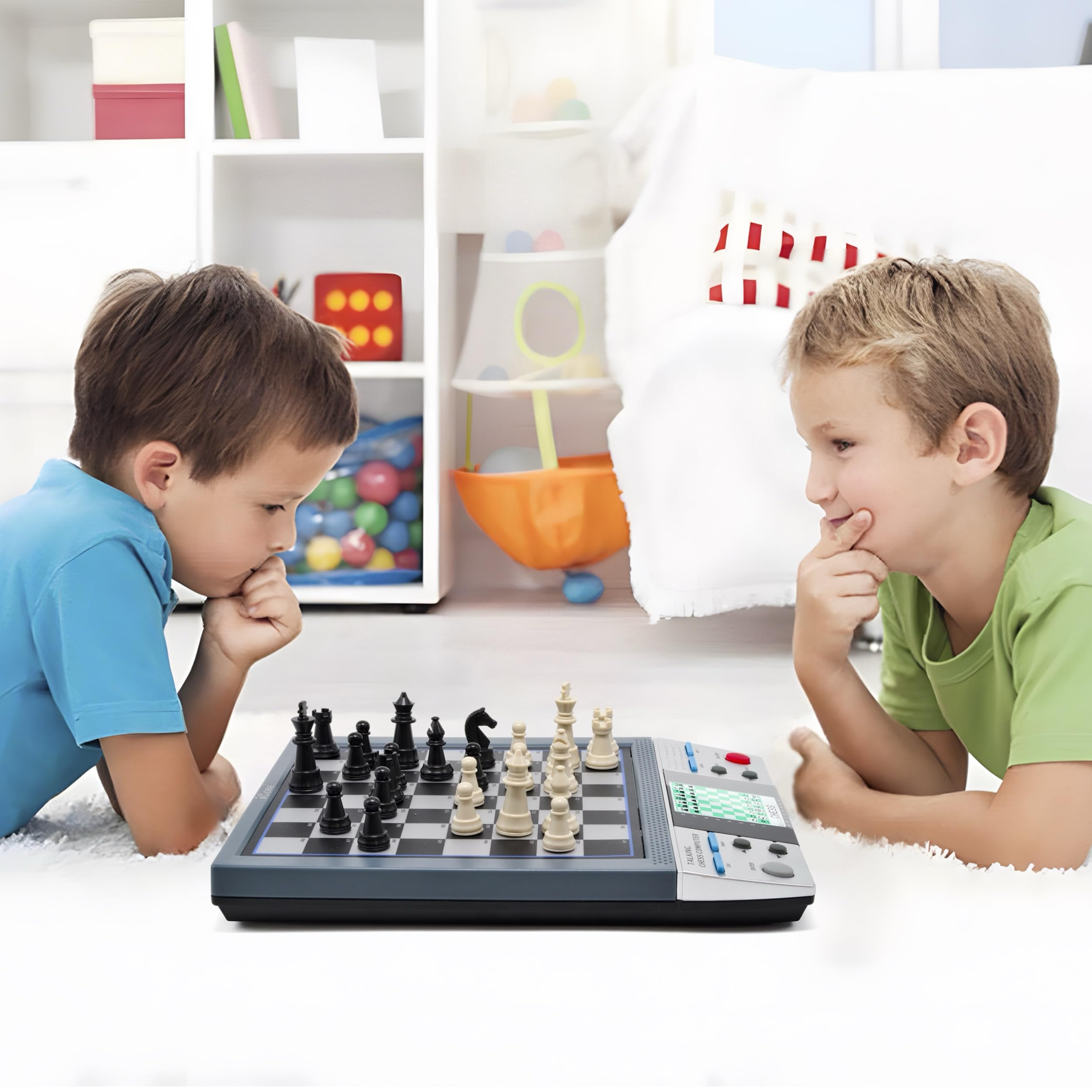 ISEE iCore Talking Chess Master Pro demo showcasing verbal coaching