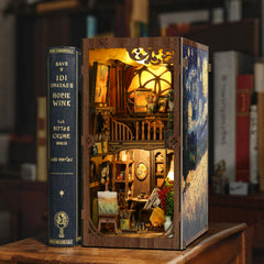 ISSEVE Night-time glow from the Book Nook enhances desk setup