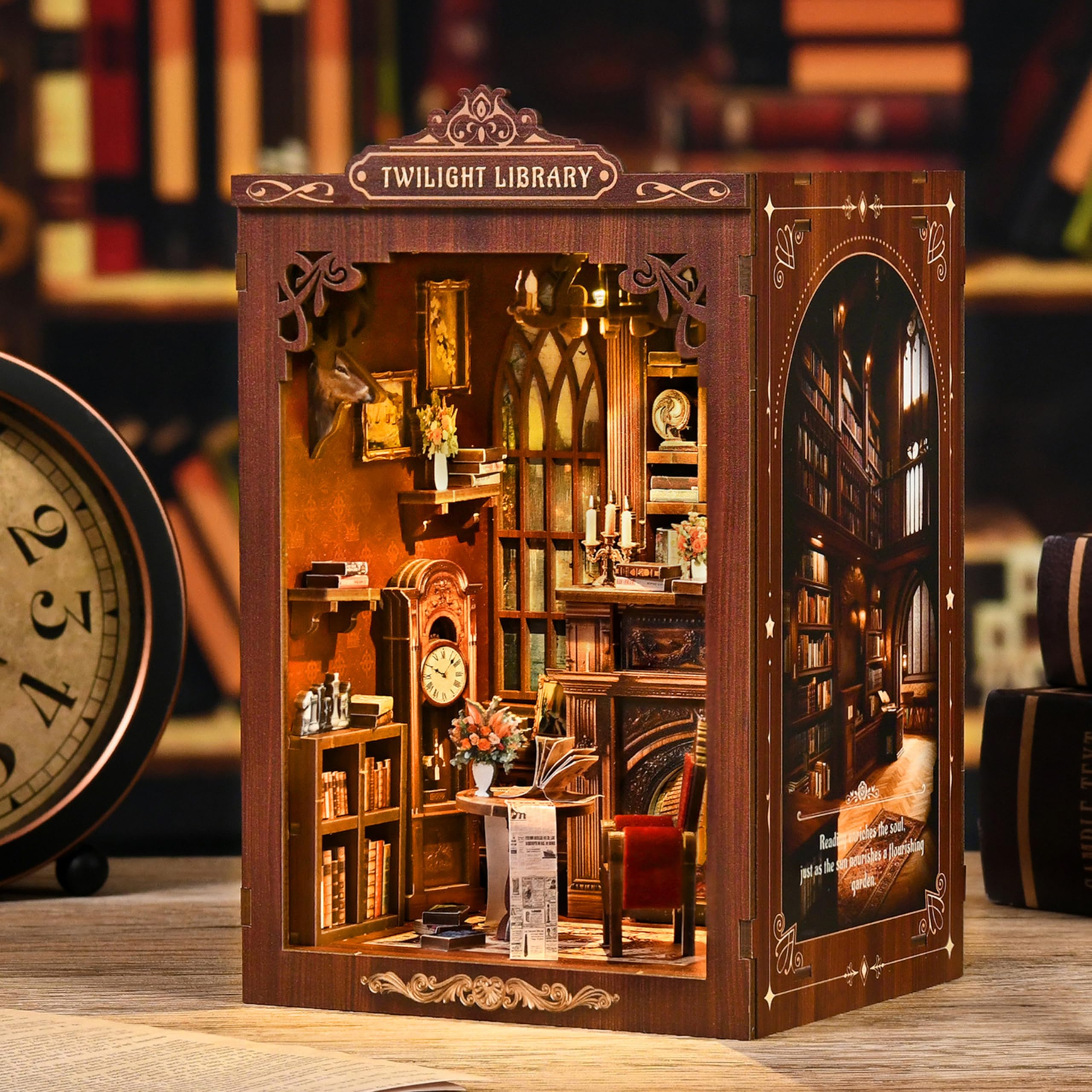 ISSEVE Twilight Library pendulum clock adds realistic vibes to the scene