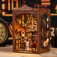 ISSEVE Twilight Library pendulum clock adds realistic vibes to the scene