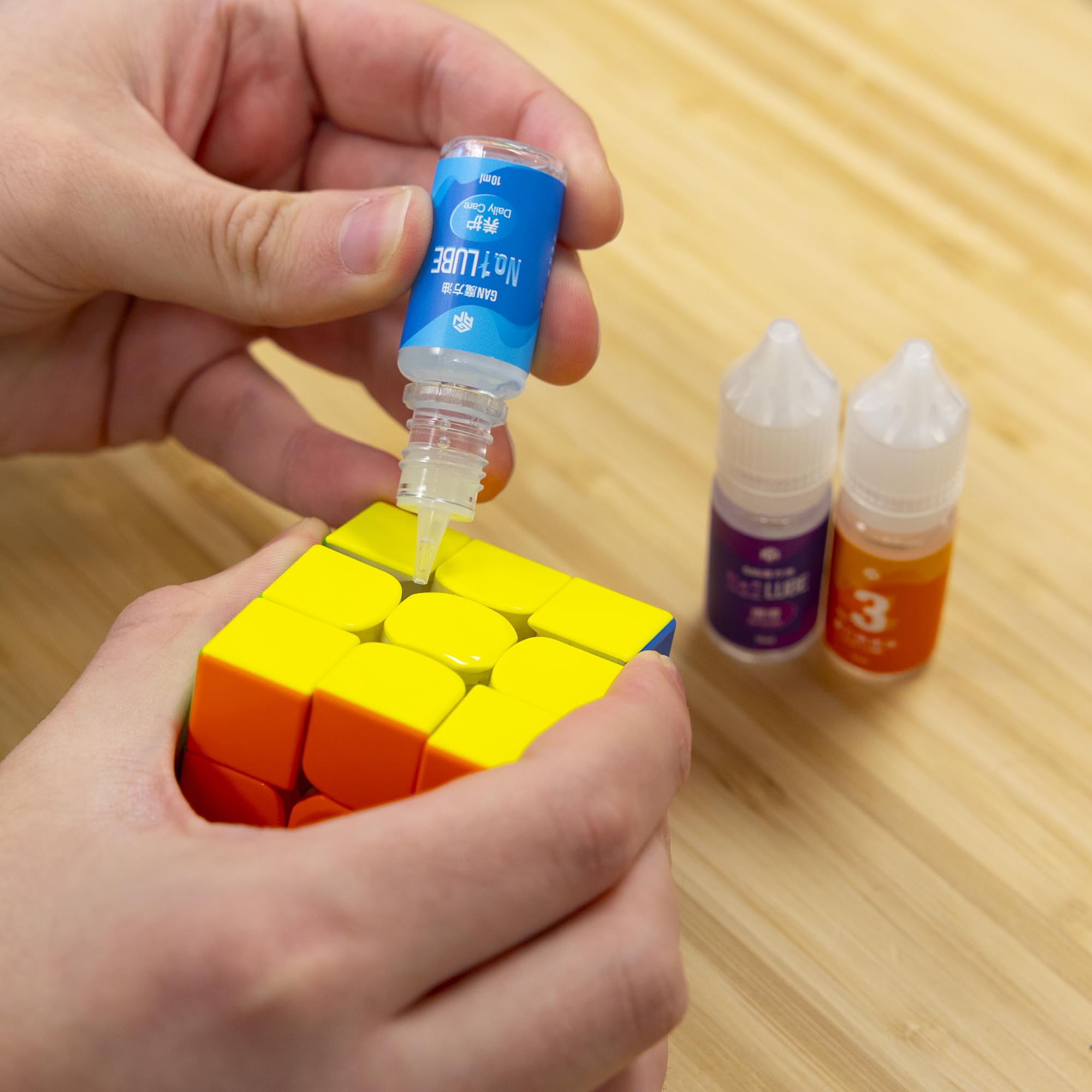 iYallow GAN lube 10cc bottle close-up for fast, controlled turns