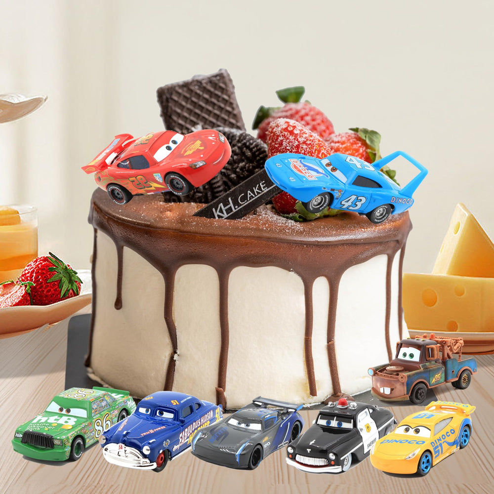 IYZEVK character cars set enables engaging storytelling with familiar figures.