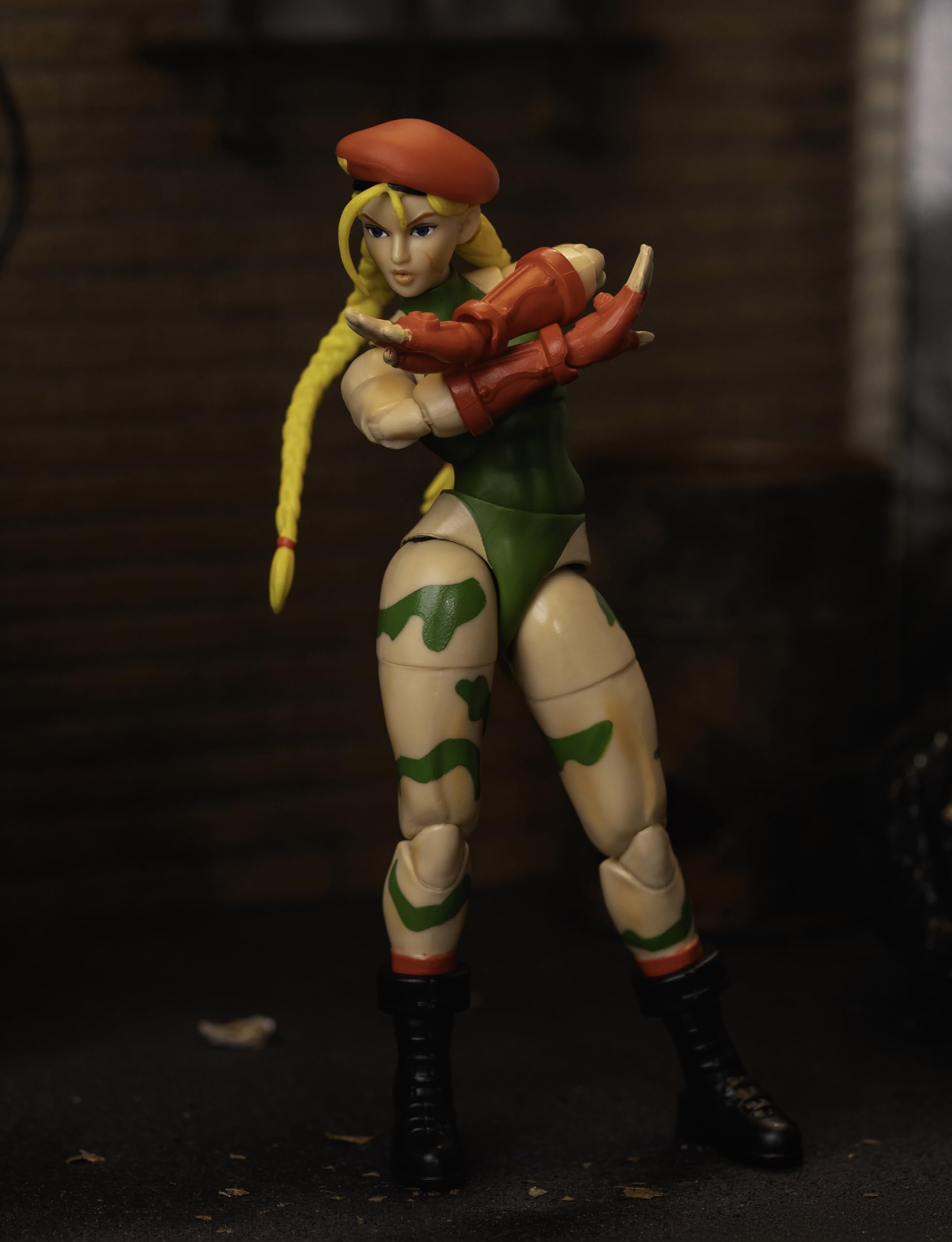 Jada Cammy figure highlights premium craftsmanship and nostalgia appeal.