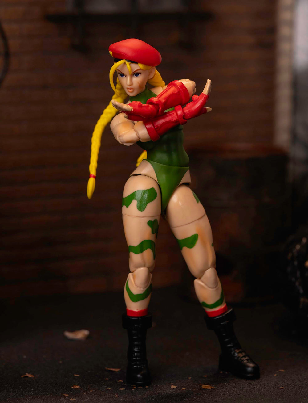 Jada Cammy figure highlights premium craftsmanship and nostalgia appeal.