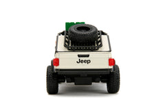Jada Jeep Gladiator 1:32 die-cast body provides durable, collectible quality.