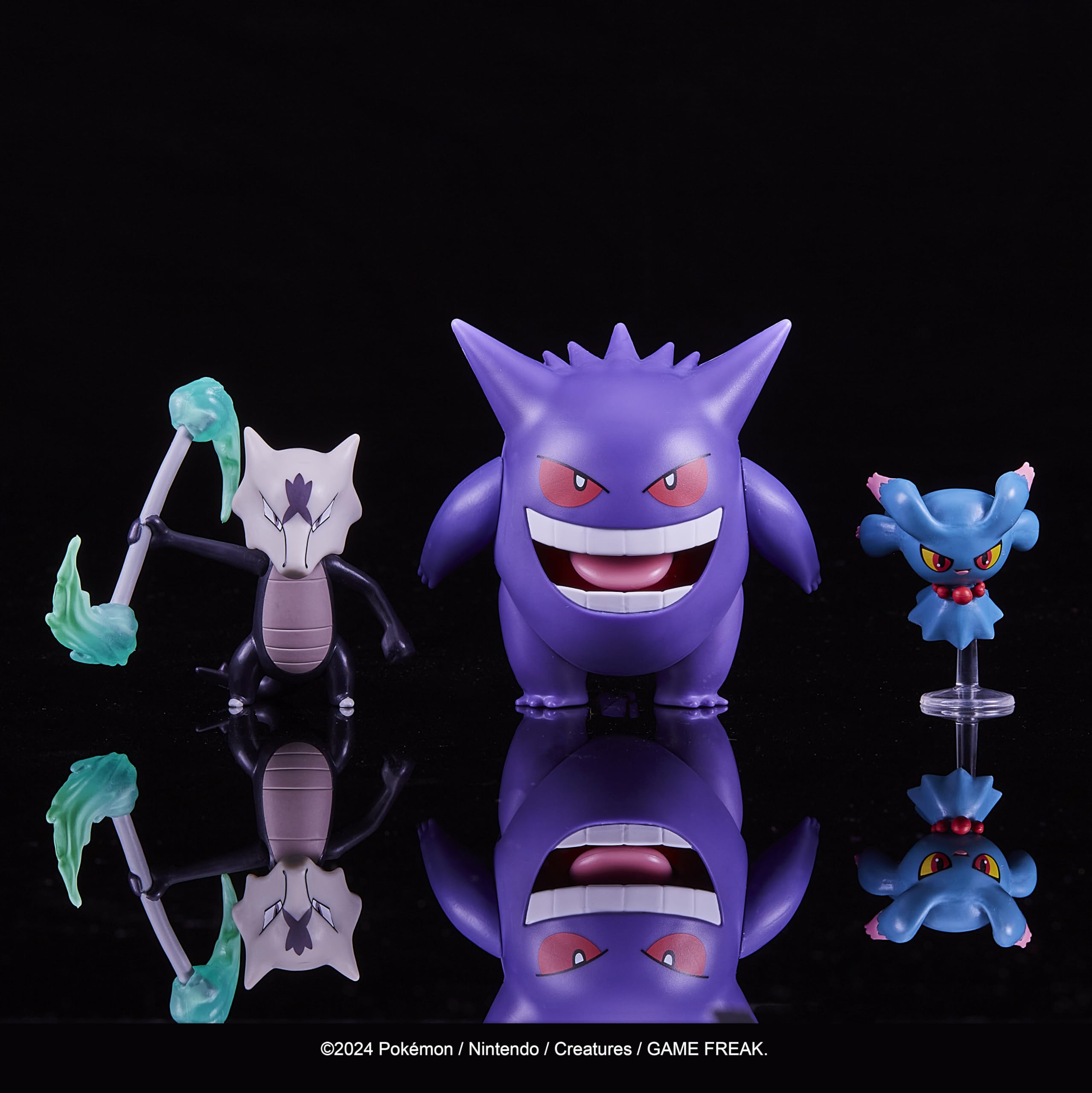 Jazwares Gengar lick-action feature for action scenes.