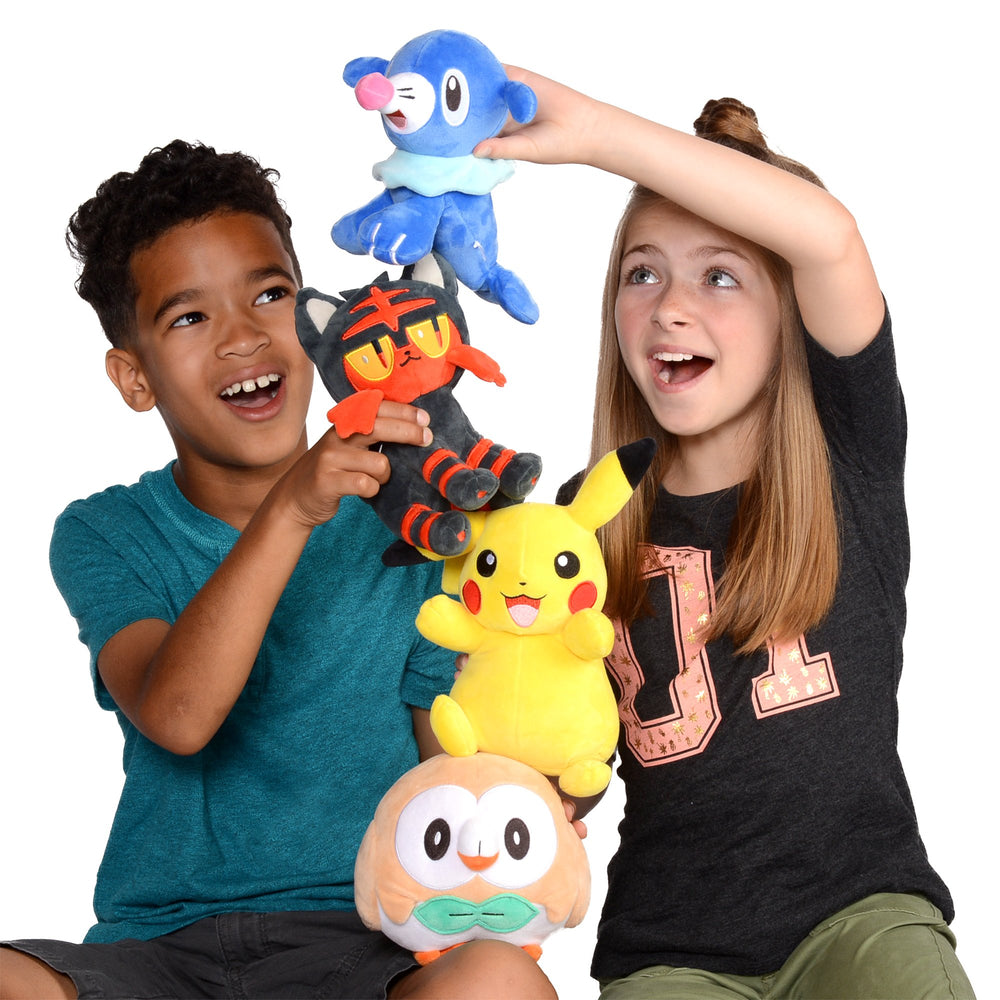 Jazwares Pokémon Pikachu plush – perfect gift for fans ages 2 and up.