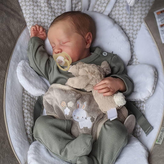 JIZHI lifelike reborn baby doll boy 17-inch face detail enhances realism for pretend play