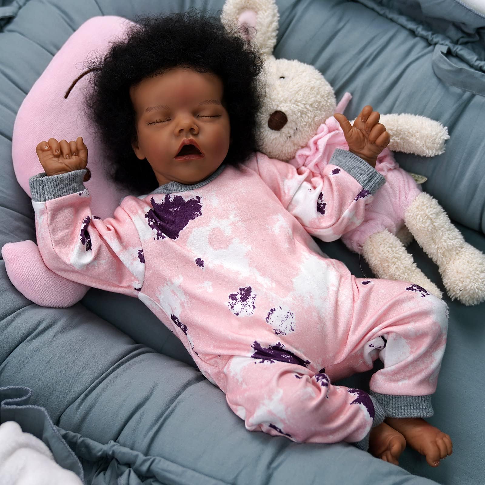 JIZHI lifelike doll safety certified for kids' play.