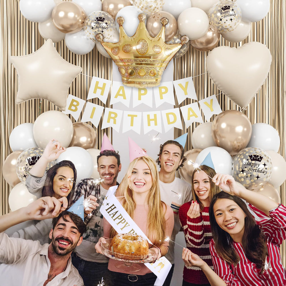 Jobkoo crown foil balloon as a statement centerpiece for your party.