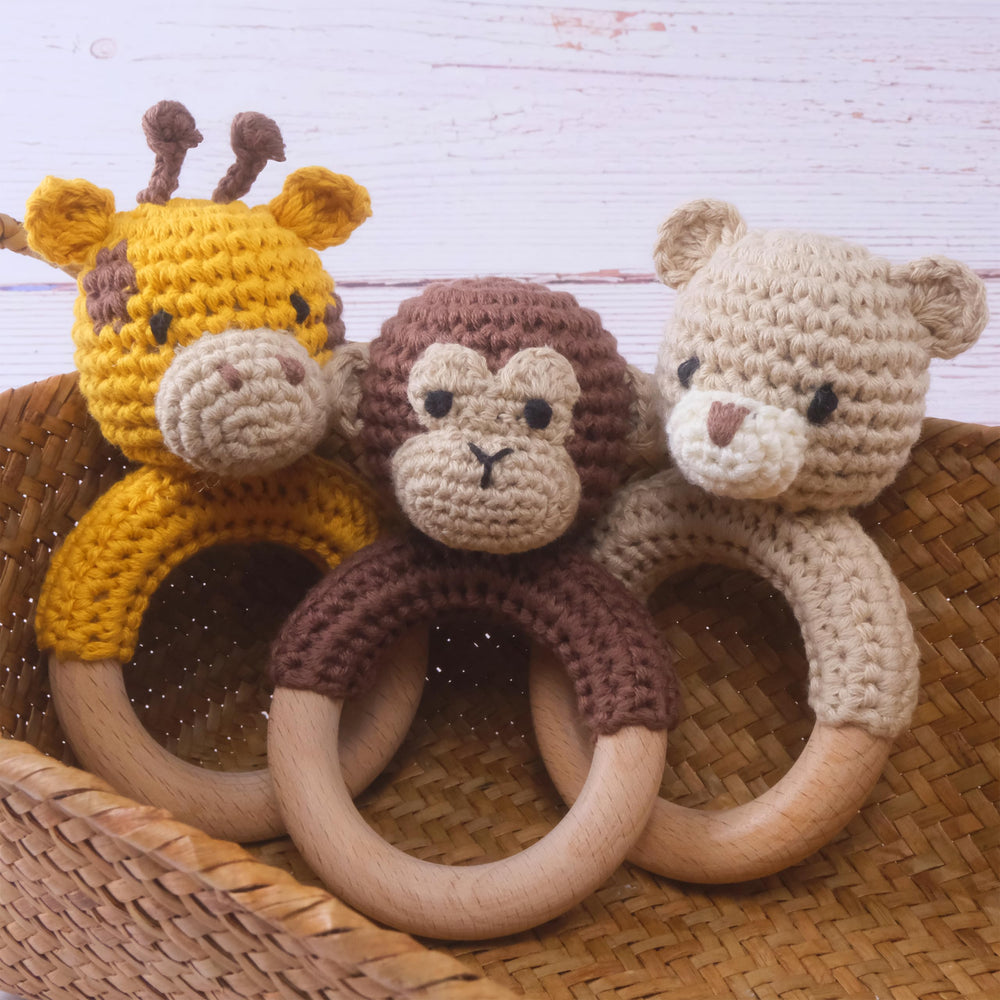 Joliecraft soft crochet texture invites baby to explore with gentle hands.