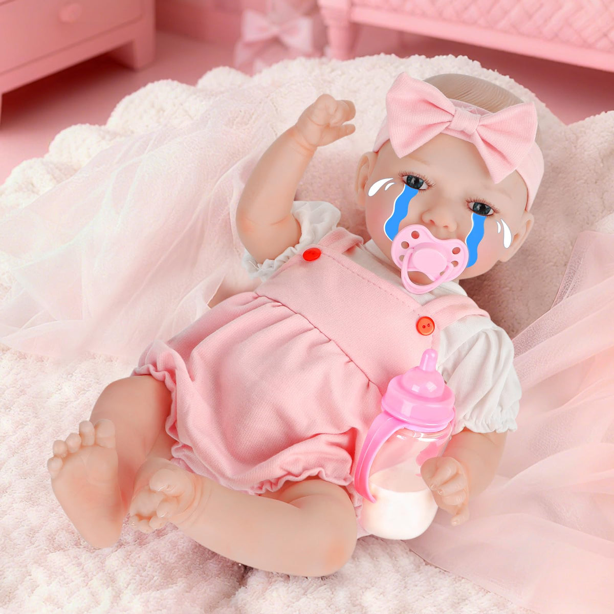 JONRRYIN Reborn baby doll face close-up shows lifelike features for imaginative play