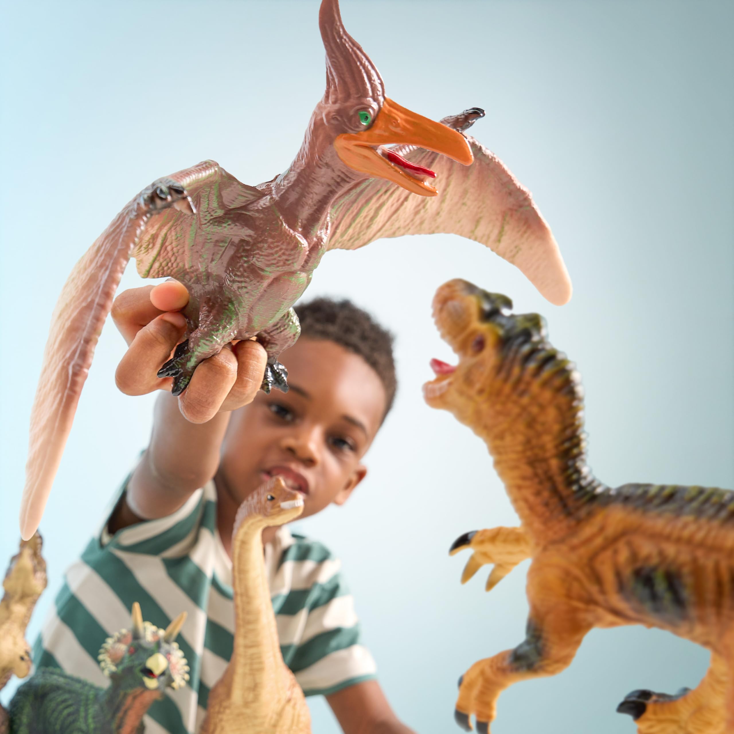 JOYIN big dinosaur toys Brontosaurus figure promotes large-scale prehistoric scenes.