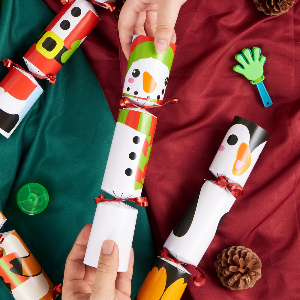JOYIN penguin design table favor adds playful character to the spread