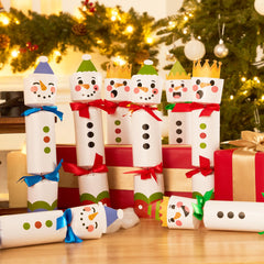 JOYIN Christmas table decor idea to elevate family celebrations.