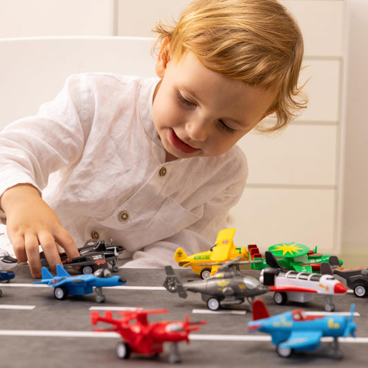 JOYIN jet airplane toy with sleek design and action