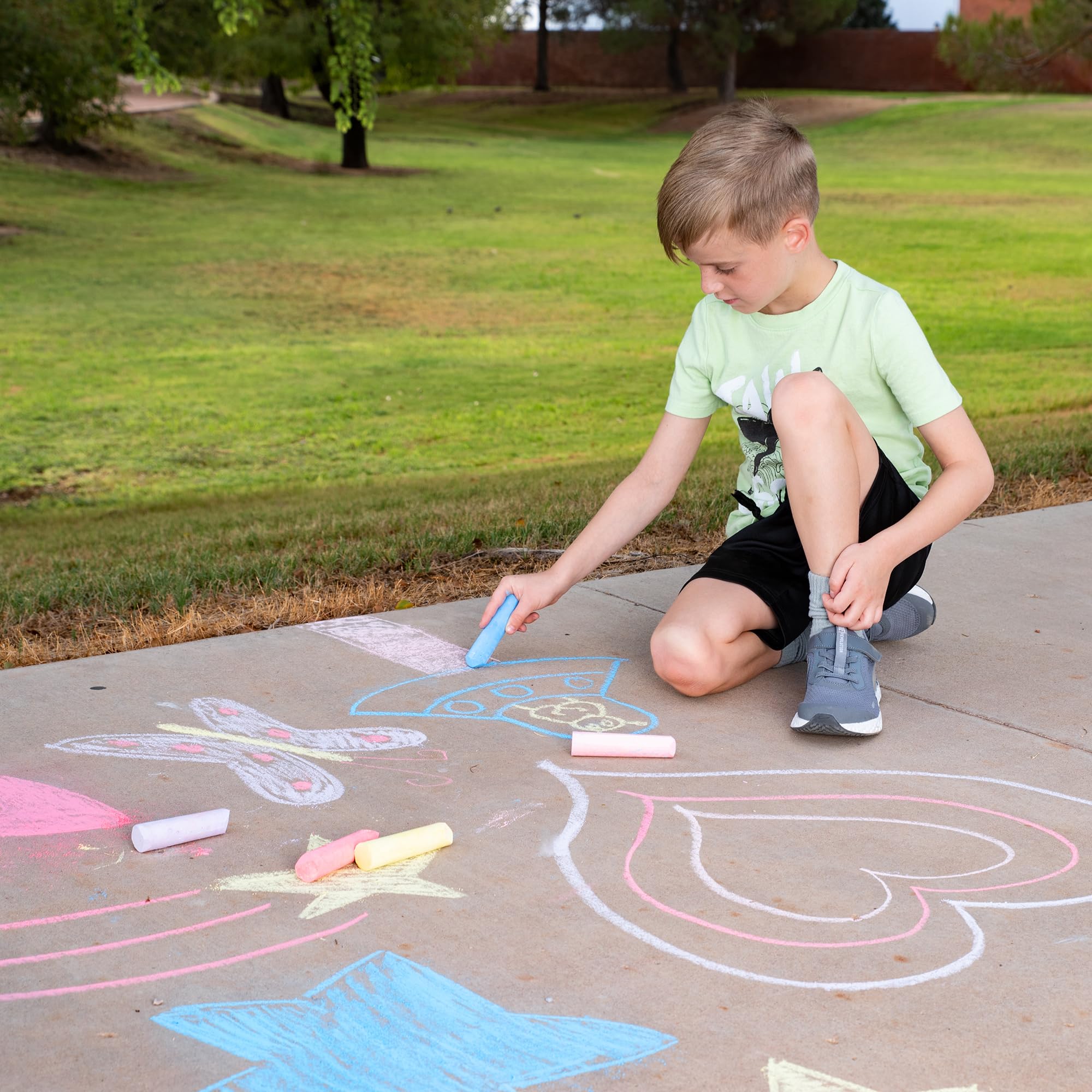 JOYIN vivid color pigments deliver bold, eye-catching sidewalk drawings.