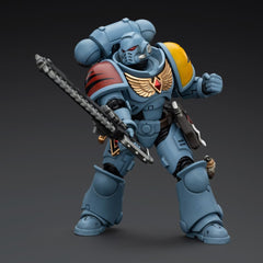 JOYTOY Space Wolves Intercessors figure articulation highlights versatile posing for dioramas.