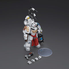 JOYTOY Ultramarines Apothecary in a dynamic scene with accessories for imaginative play