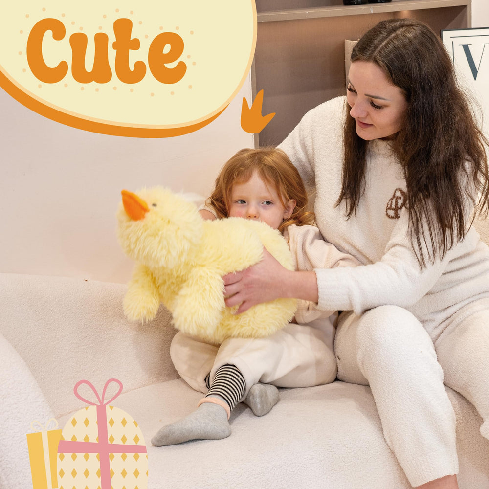 Jrystar yellow duck plush close-up shows soft fur and durable stitching.