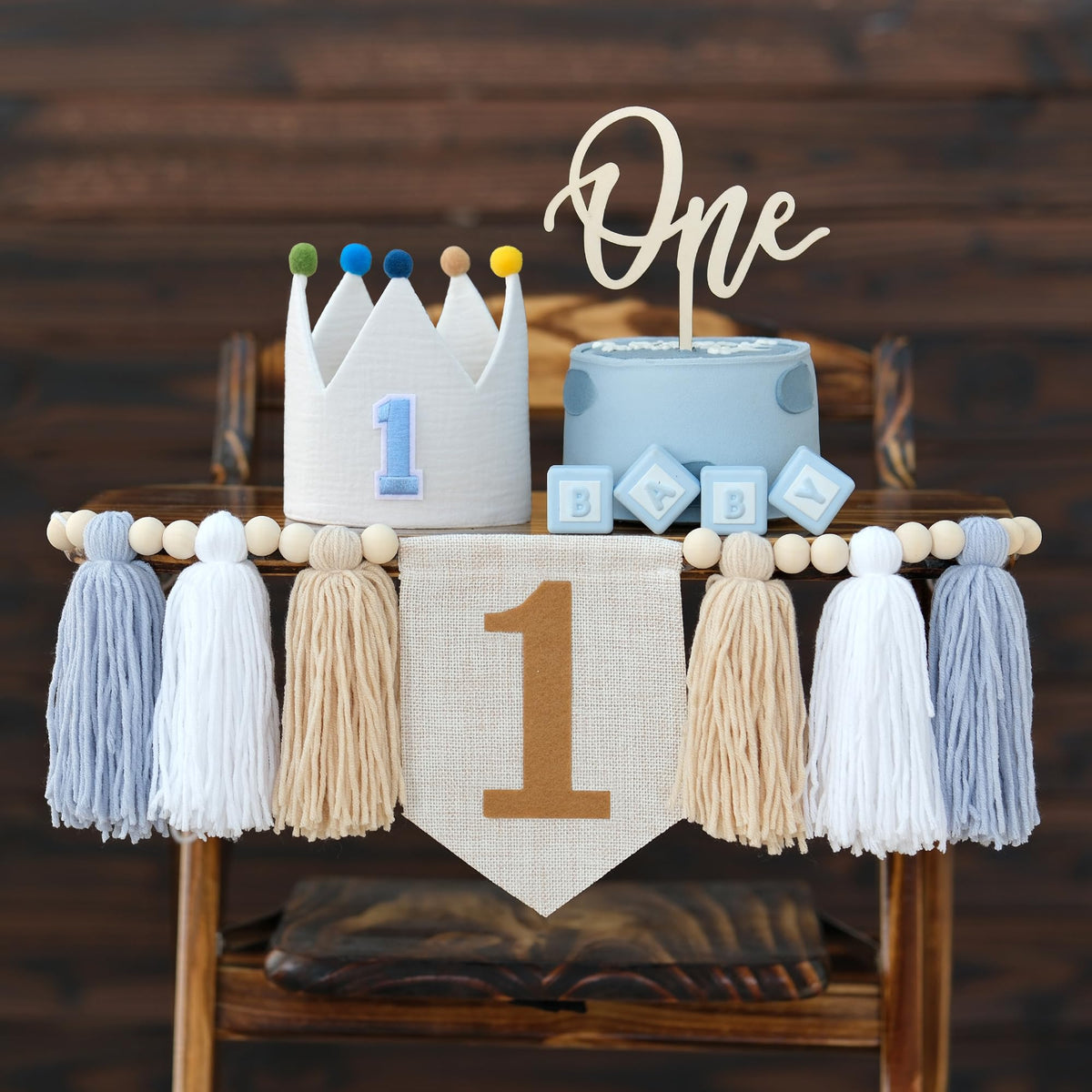 Juizay blue high chair banner enhances first birthday photos and decor