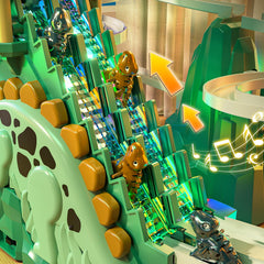 JUKUDAHU Dinosaur racing track assembly showcases easy setup for kids