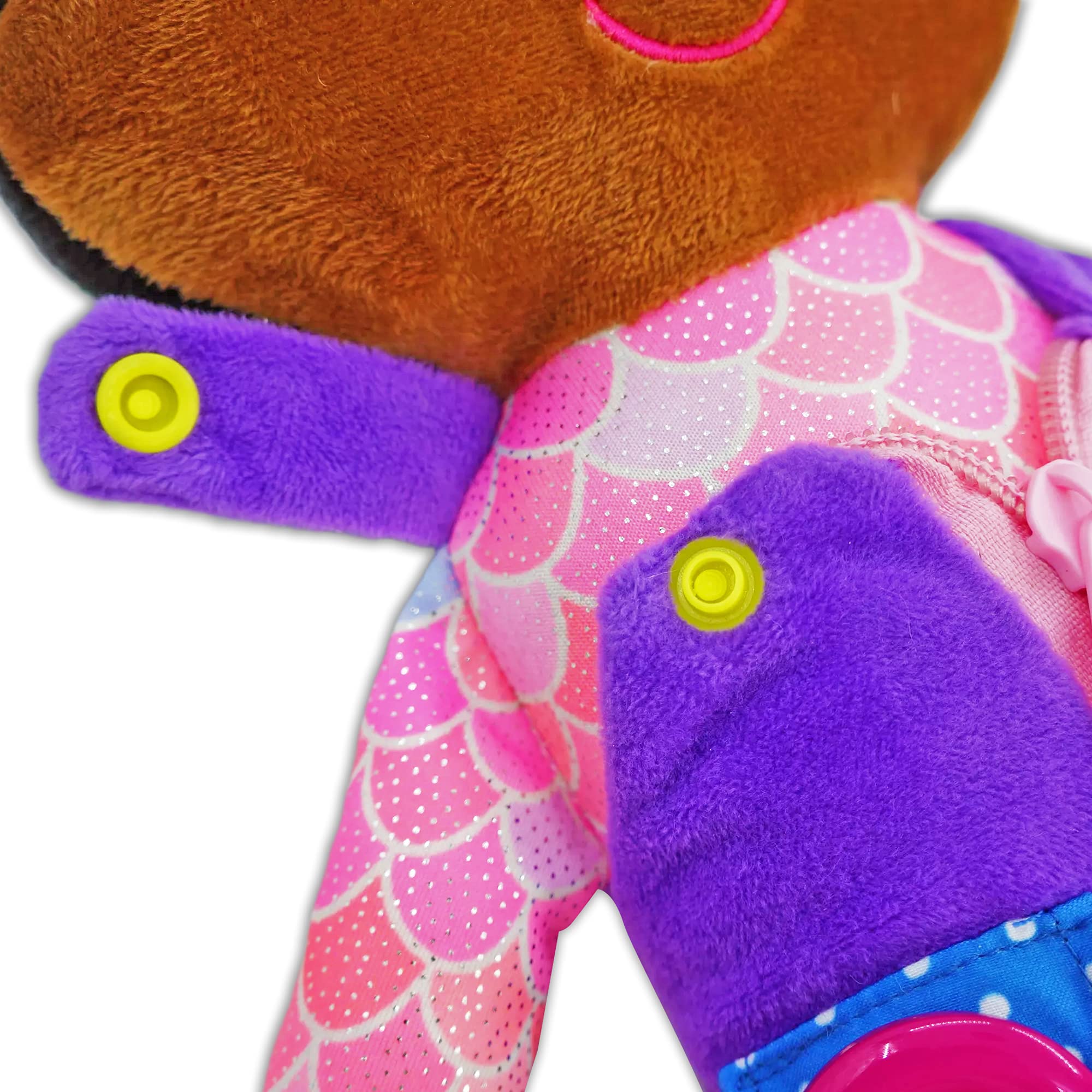 June Garden Dressy Friends Scarlett carry-along clip supports travel-friendly learning.