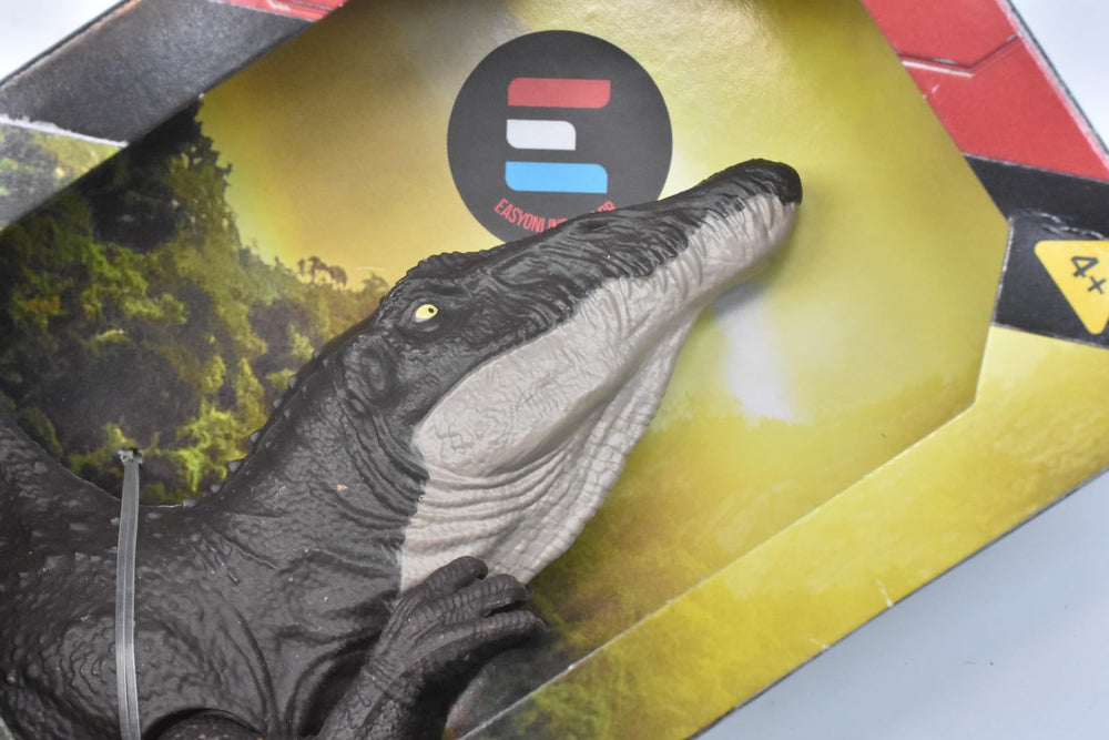 Jurassic World Rebirth Spinosaurus figure close-up of realistic sculpting for display