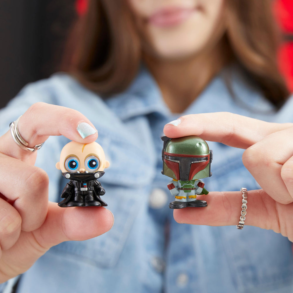 Just Play Star Wars Doorables case opens to reveal mystery figures for exciting unboxings