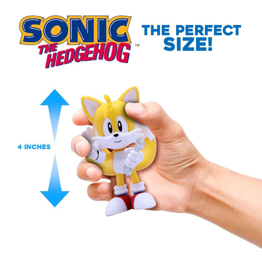 Tails figure with interchangeable parts enables customizable poses