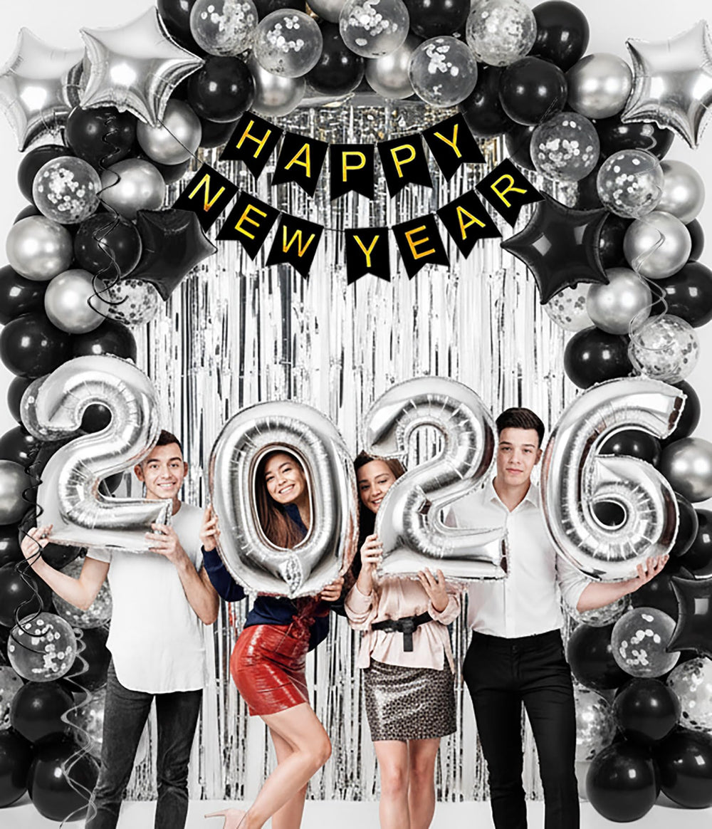 Kalor 18in star foil balloons add shimmer to your celebration decor.