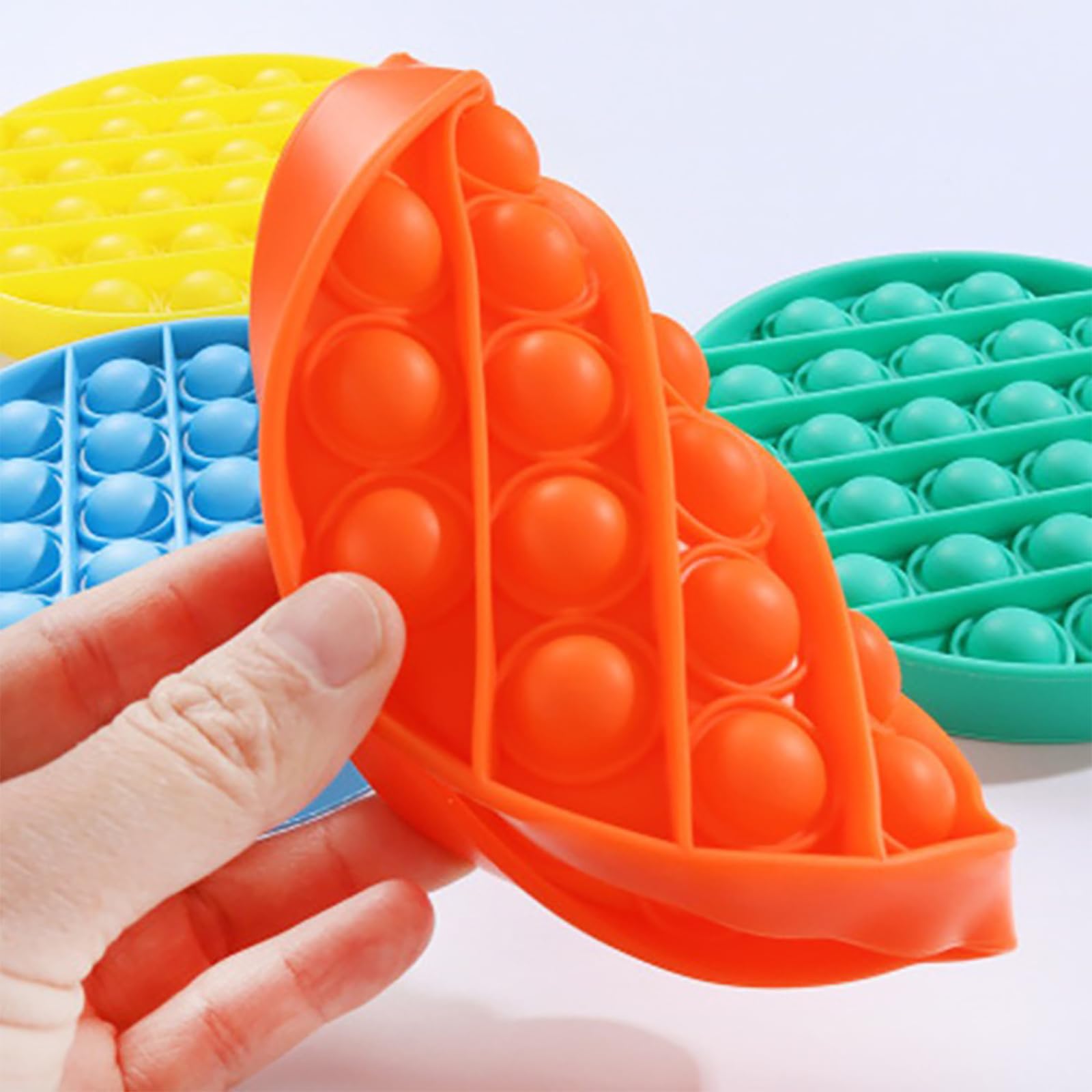 Kapibarasensei party favor set image for group games and celebration fun