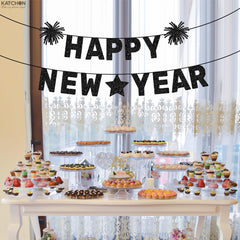 Versatile backdrop for NYE decor in black glitter finish