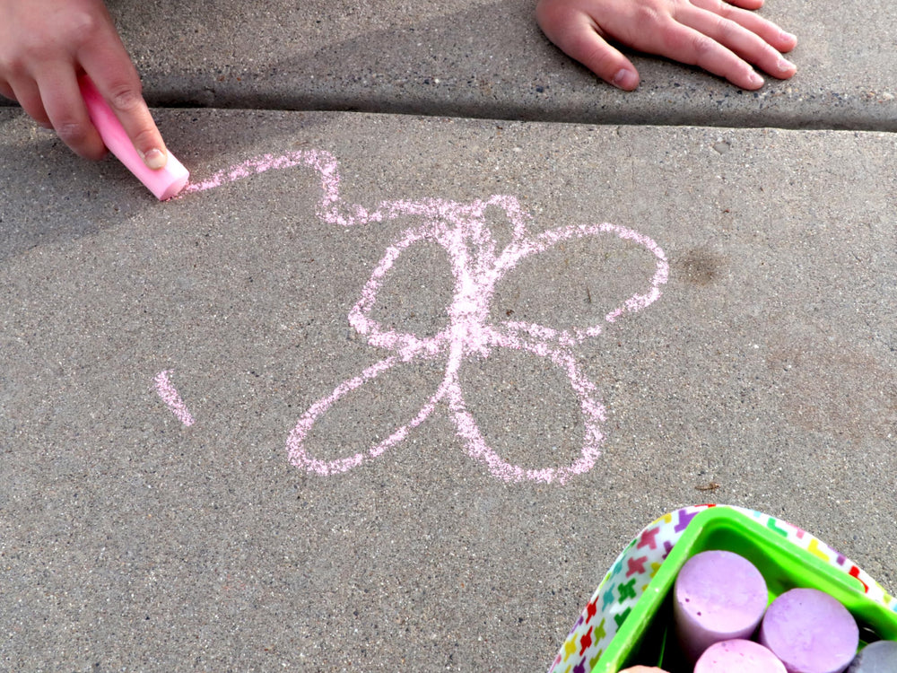 Gift-ready Kid Made Modern chalk set inspires creative, screen-free play