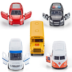 KIDAMI die-cast school bus with vivid color for imaginative stories