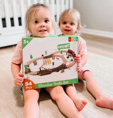KIDBEST farm animals and trains visual focus for storytelling and role-play.