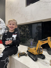 KIDMARKT Long-lasting batteries provide up to 120 minutes of play.