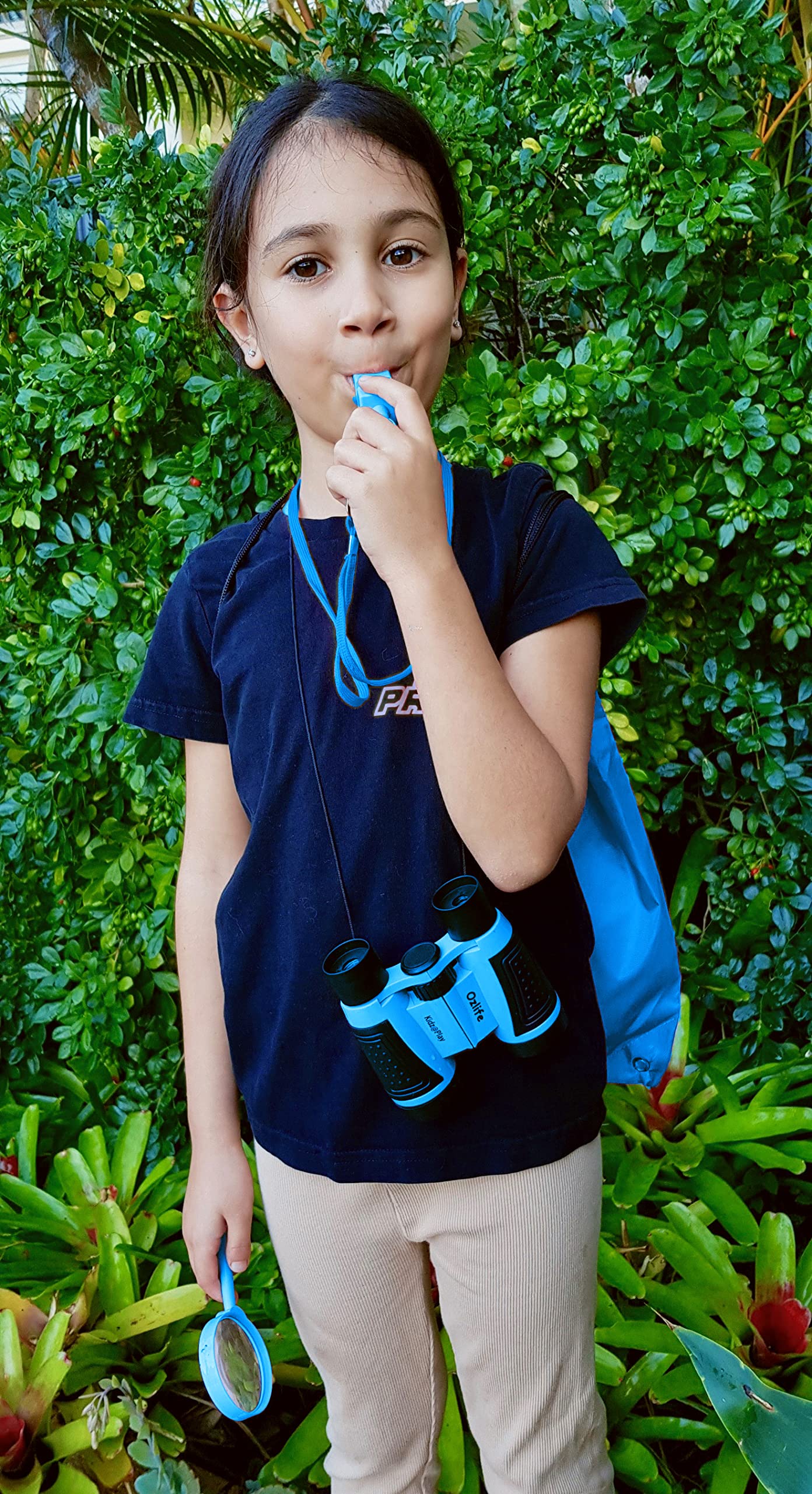 Kidz@Play Adventure Kit torch provides night light without extra batteries.
