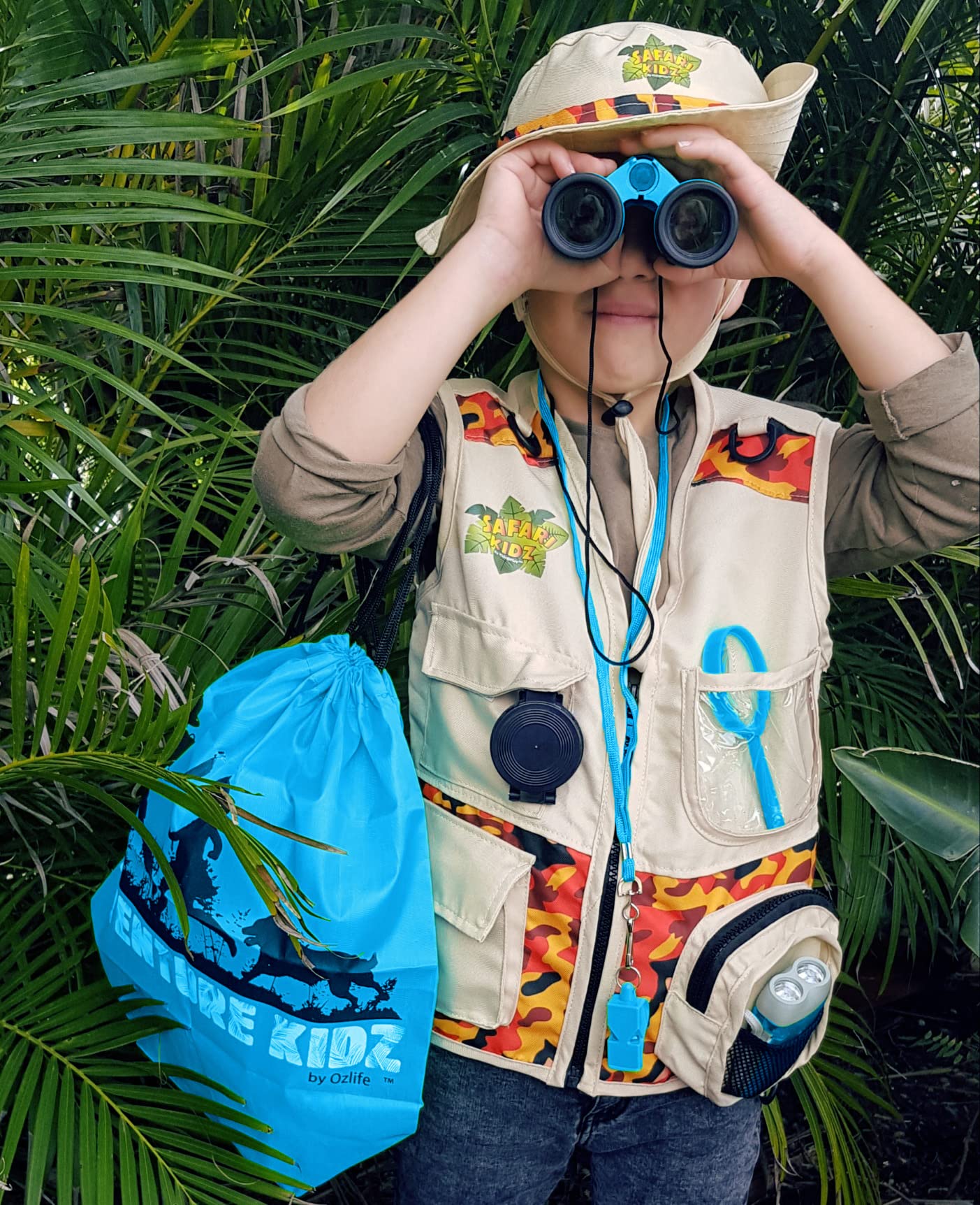 Kidz@Play Adventure Kit whistle for quick signaling during outdoor activities.