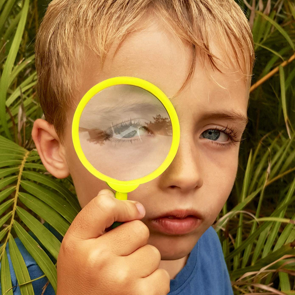 Kidz@Play protective soft case keeps binoculars and gear safe on hikes