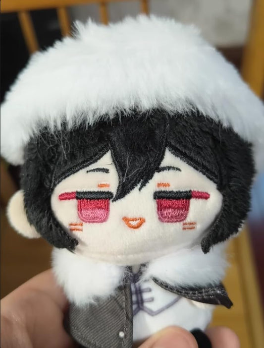 KILA MILA plush keychain, 10cm, ideal for room or car decor.