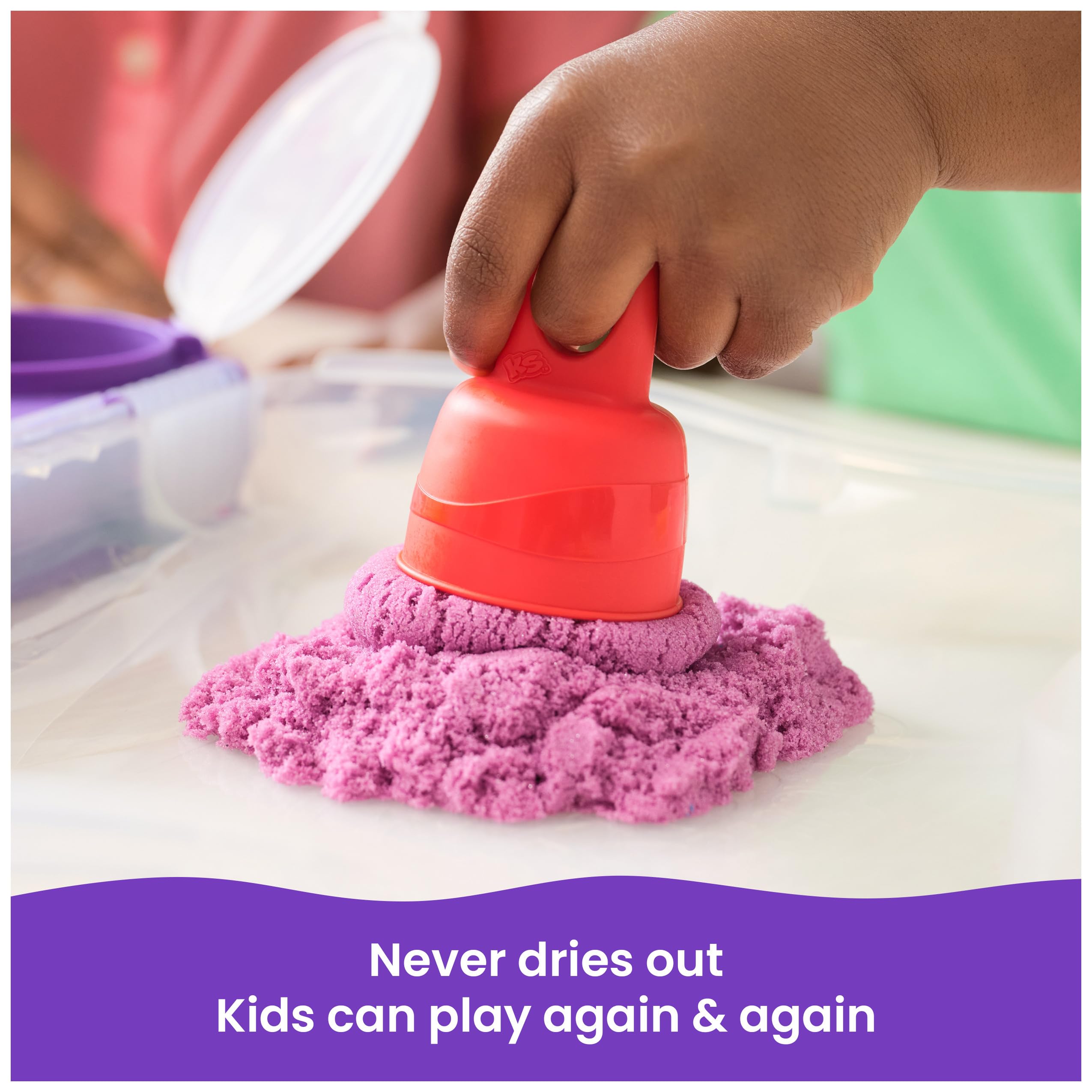 Kinetic Sand neon white sand brightens scenes for clear shaping and contrast.
